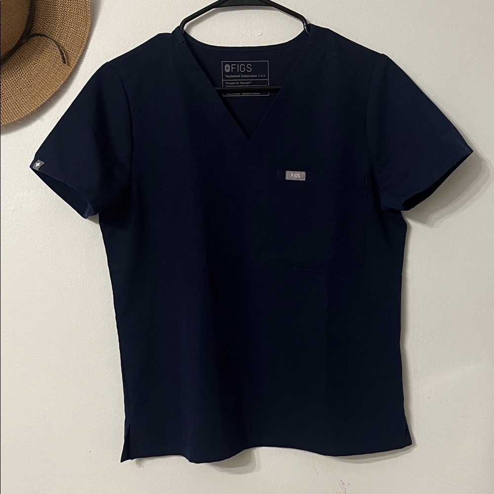 FIGS Men's Navy V-Neck Medical Scrub Top